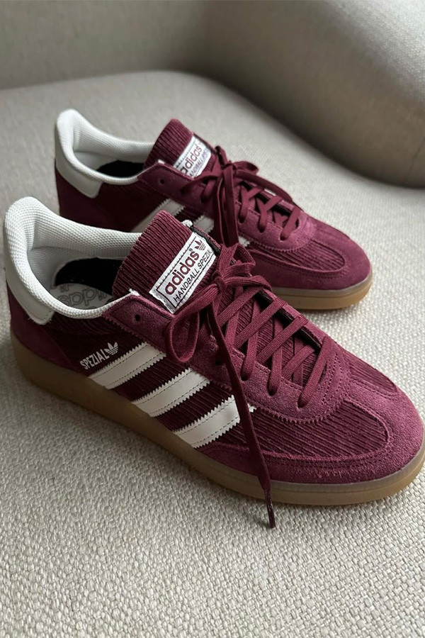 کتونی اسپیزال زرشکی ادیداس