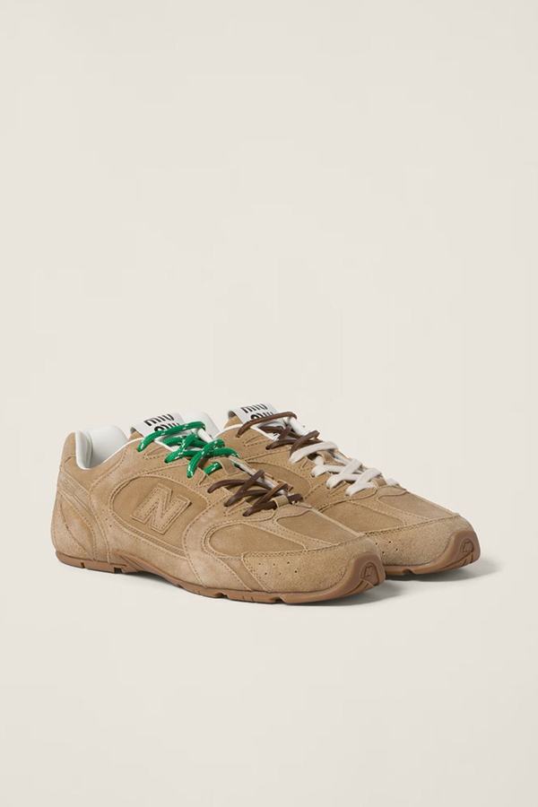 کتونی نیوبالانس میو میو بژ