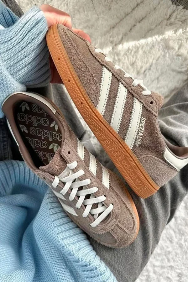 خرید کتونی آدیداس اسپیزل