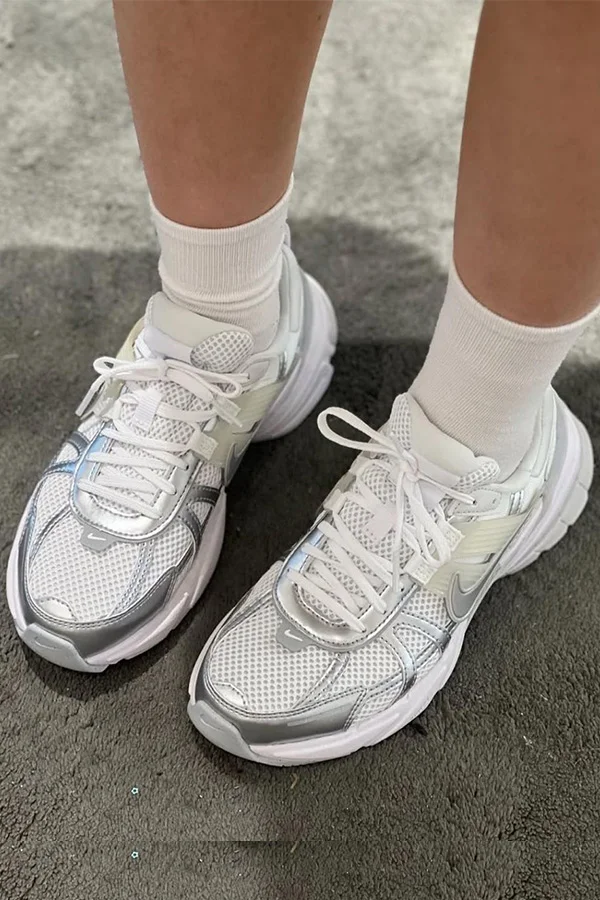 کتونی نایک V2K سفید برفی