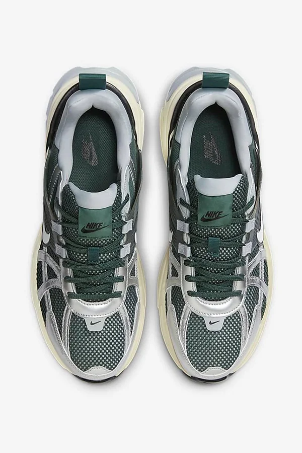 نایک V2K سبز نقره‌ای