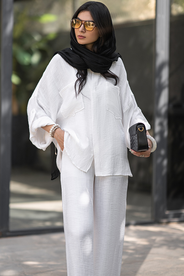 ست شومیز و دامن سفید