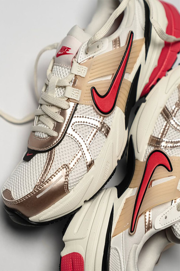 نایک v2k رز یخی