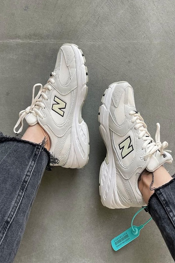 کتونی نیوبالانس 530 کرم