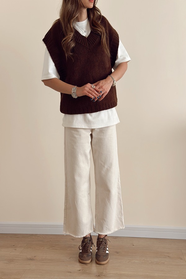 جلیقه بافت قهوه ای مرتا