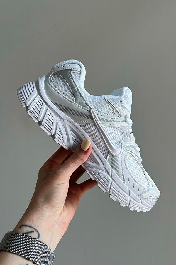 کتونی نایک V5 RNR سفید نقره ای