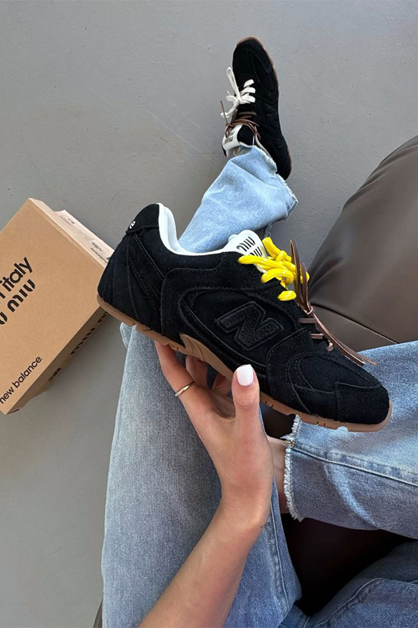 کتونی میو میو مشکی