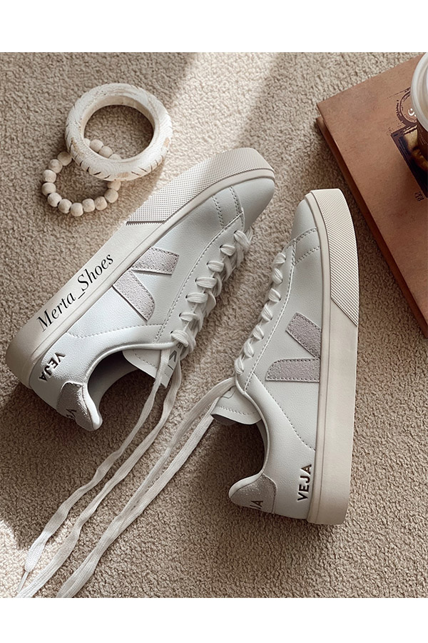 کتونی وجا سفید بژ